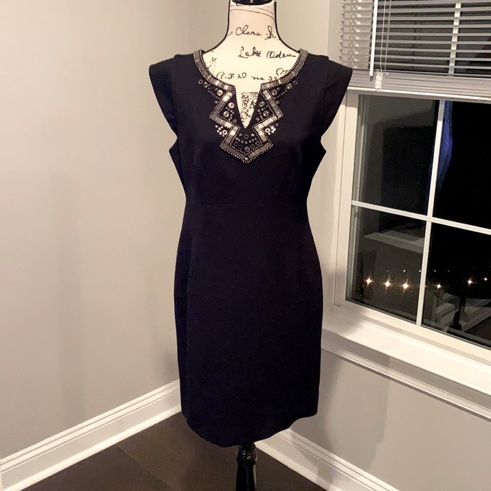 Laundry ornate black dress w silver embezzlement